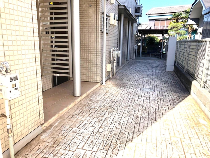 9/10 エントランス