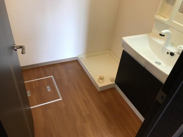 15/28 洗面