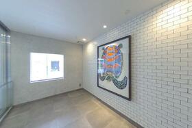 16/16 エントランス