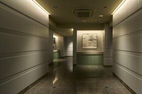 14/16 エントランス