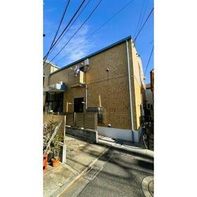 16/16 エントランス