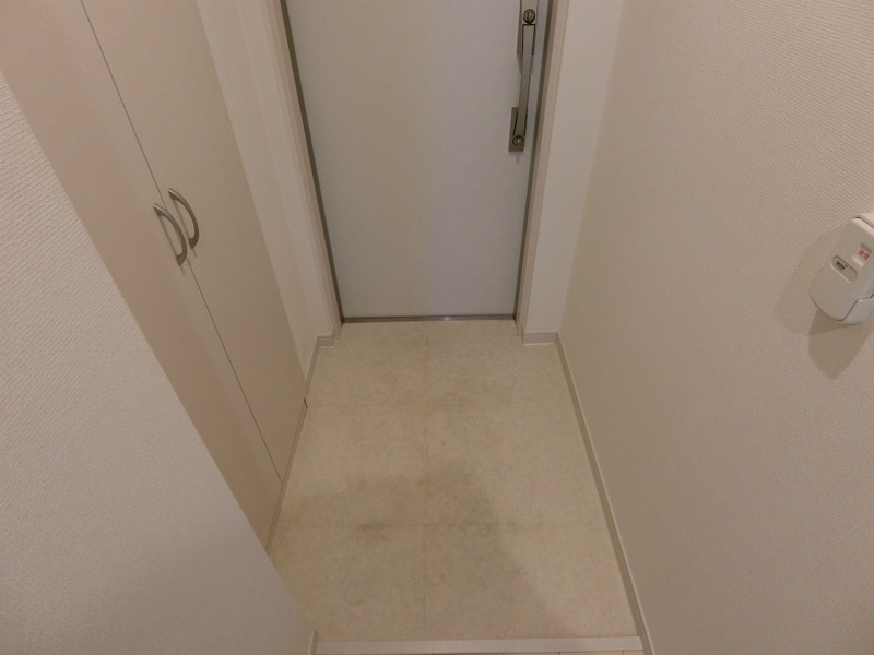 8/24 玄関
