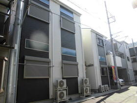 15/15 エントランス