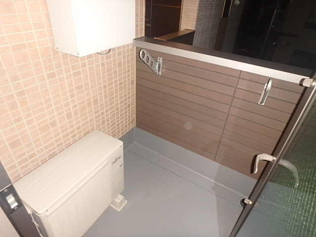 15/27 バルコニー