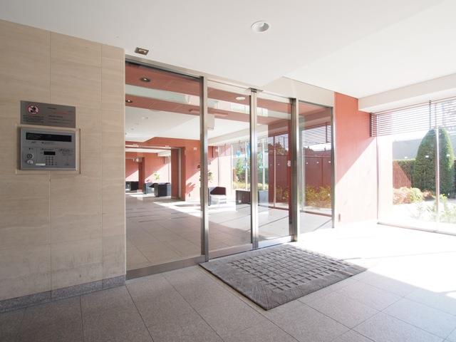 14/14 エントランス