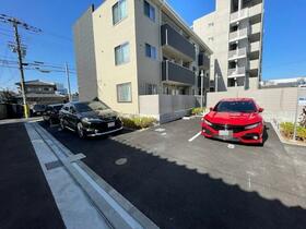 2/2 駐車場