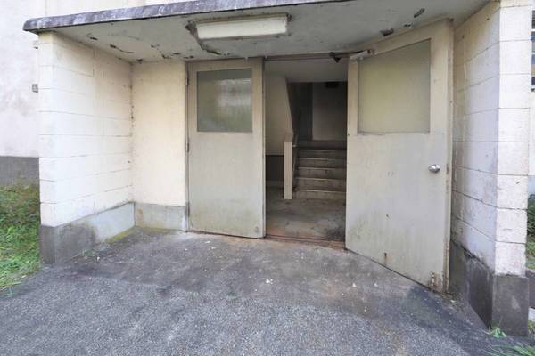 15/16 エントランス