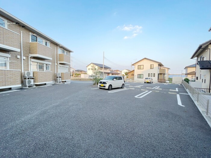 21/23 駐車場