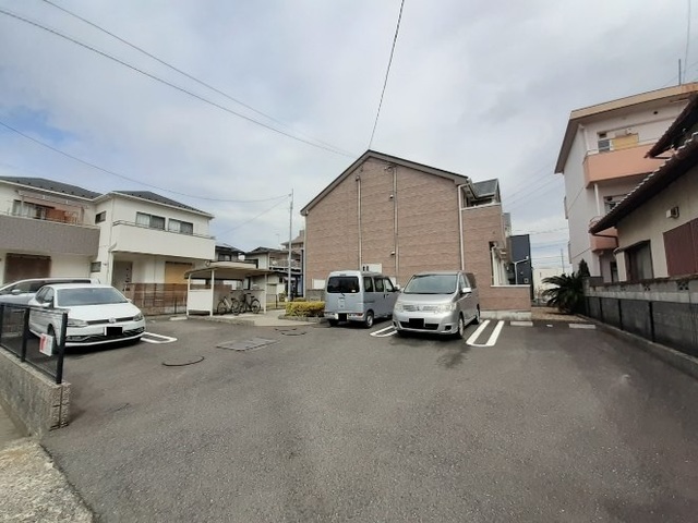 16/22 駐車場