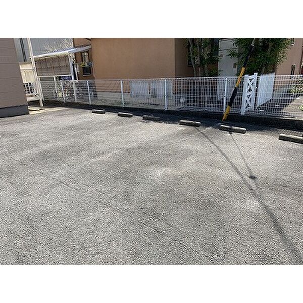 11/12 駐車場