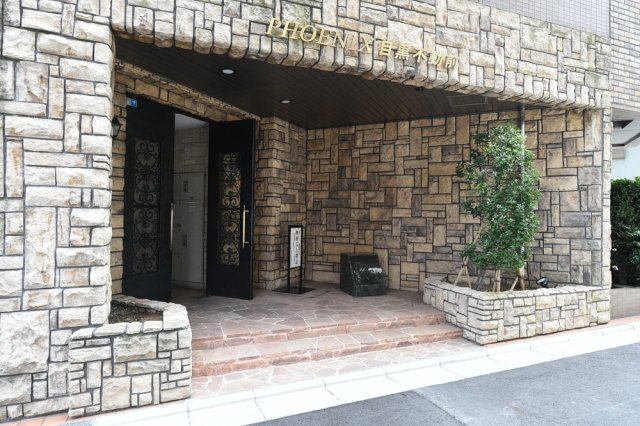 2/4 エントランス