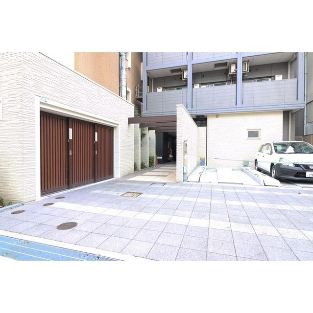 21/21 エントランス