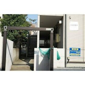 2/2 エントランス