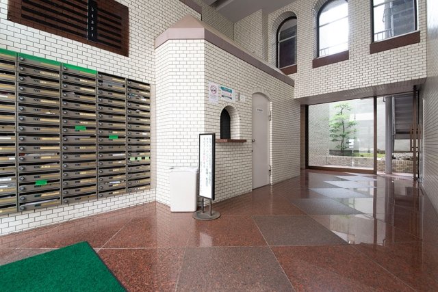 4/5 エントランス