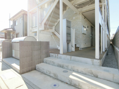 19/29 エントランス