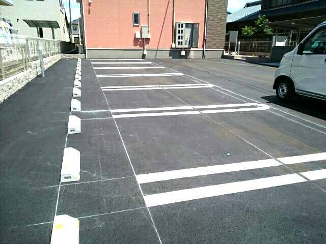16/22 駐車場