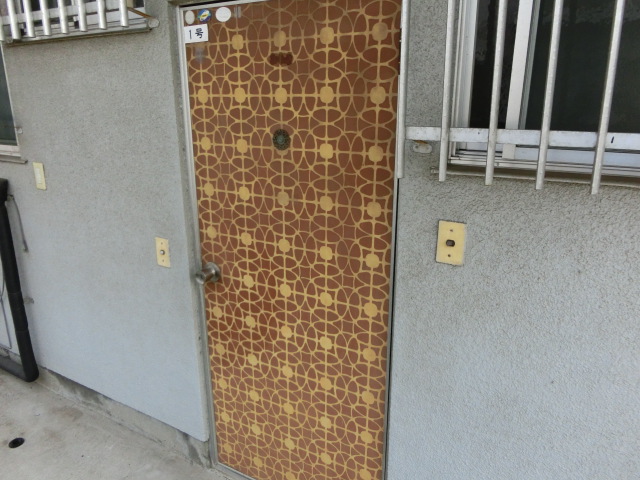 21/30 エントランス