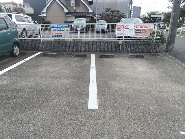 14/22 駐車場