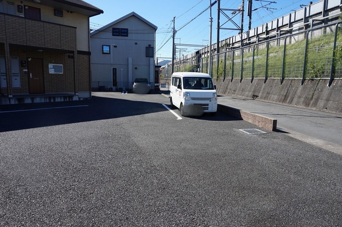 17/27 駐車場