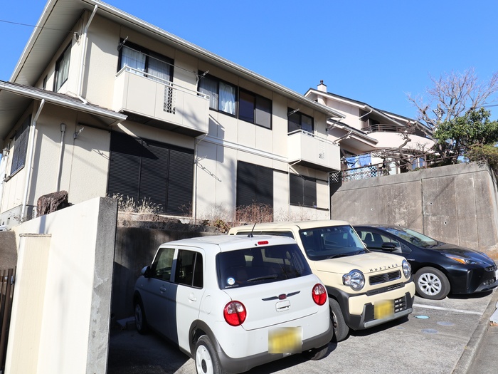 14/14 駐車場