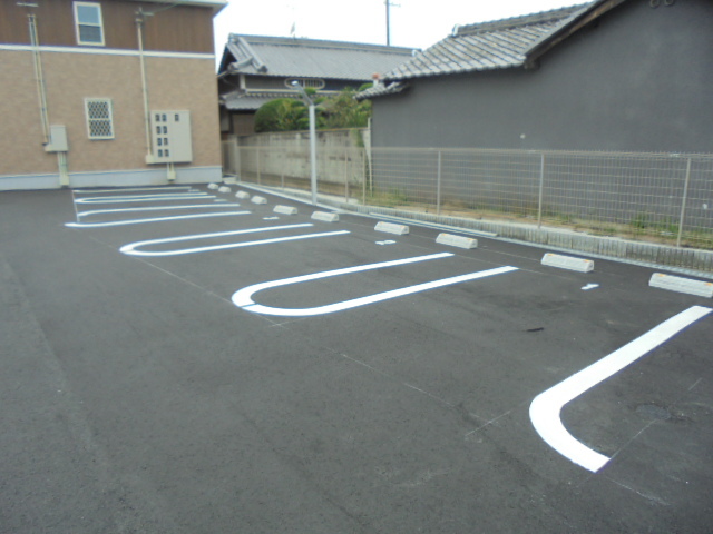 14/20 駐車場