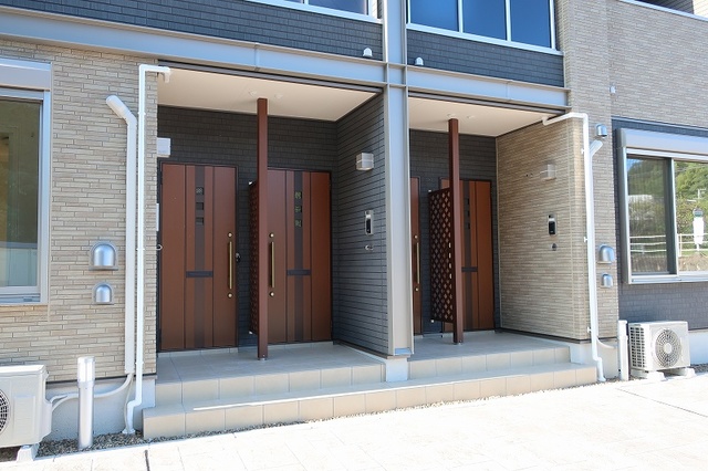 14/20 エントランス