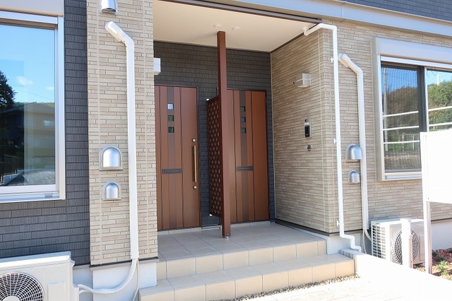 14/20 エントランス