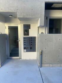 15/16 エントランス