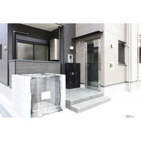 16/16 エントランス