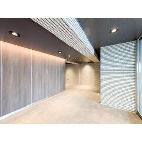 4/5 エントランス