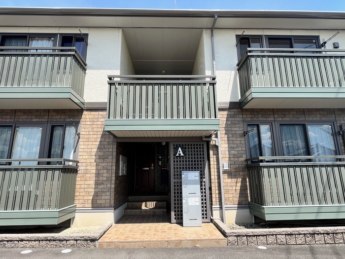 17/27 エントランス