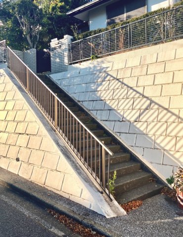 17/25 エントランス