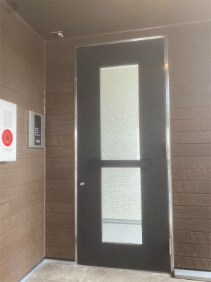 19/20 エントランス