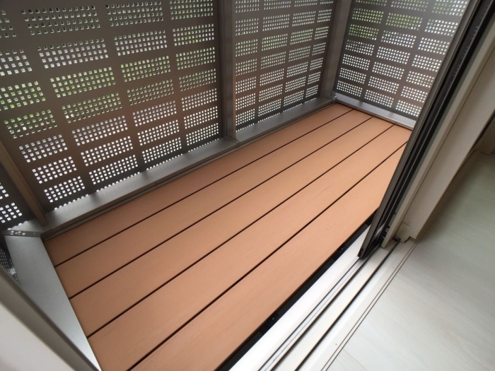 21/30 バルコニー