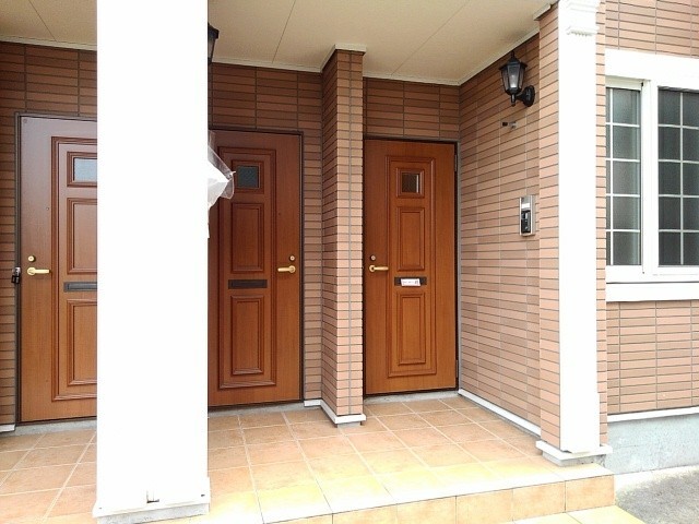 13/19 エントランス