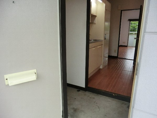 22/26 エントランス