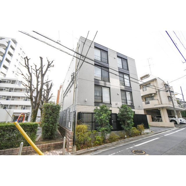 23/30 駐車場