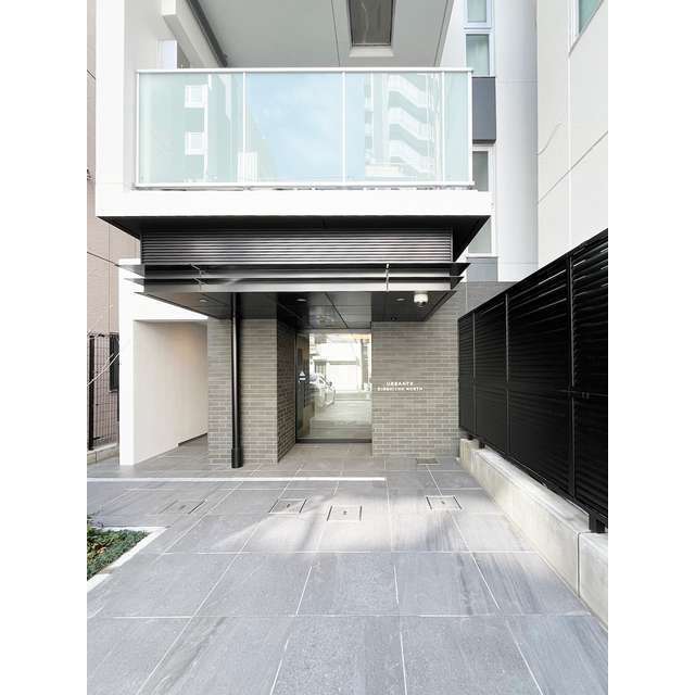 17/22 エントランス