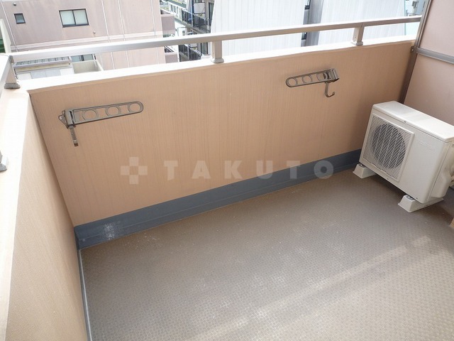 13/16 バルコニー