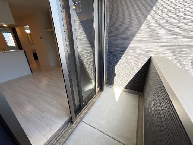 20/30 バルコニー