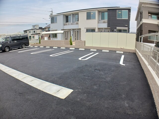 14/20 駐車場