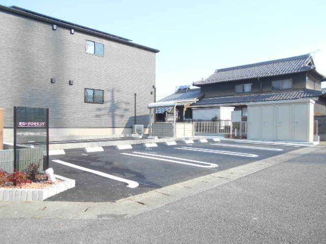 14/20 駐車場