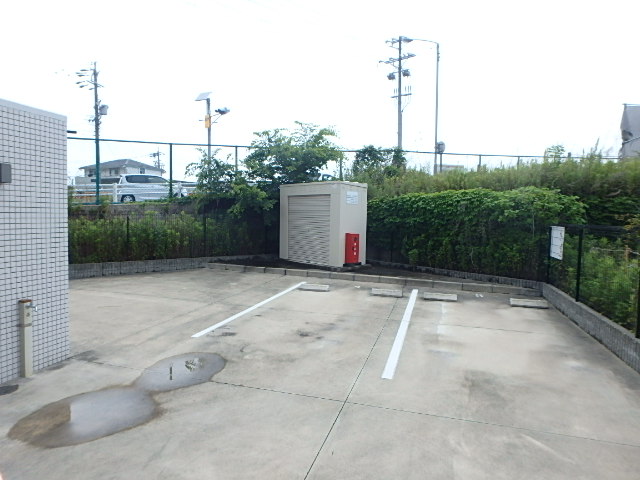 4/12 駐車場