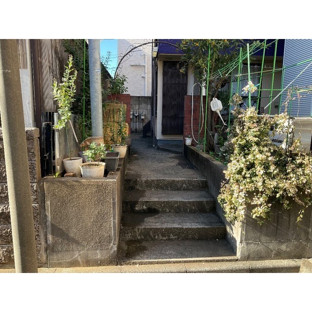 14/14 エントランス