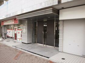 13/13 エントランス