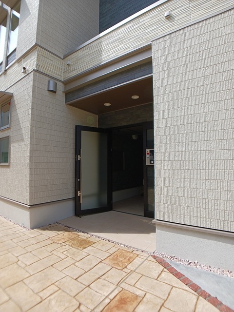 2/8 エントランス