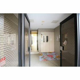 17/20 エントランス