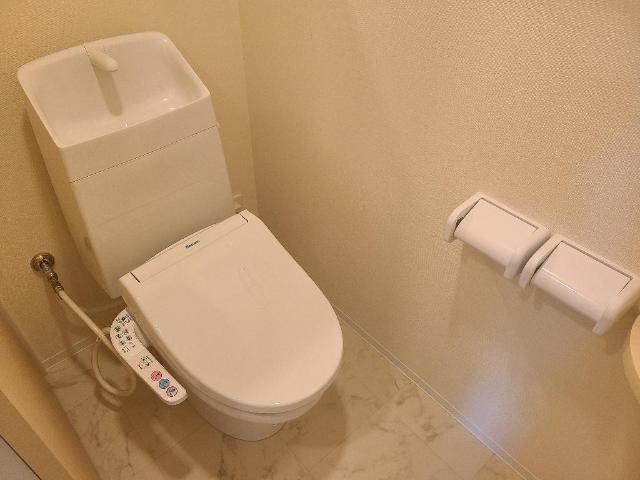 16/30 トイレ