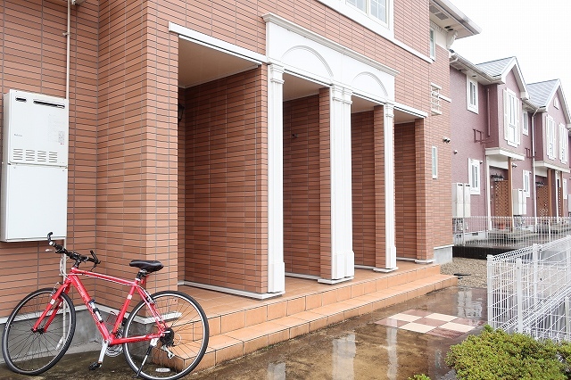 14/20 エントランス