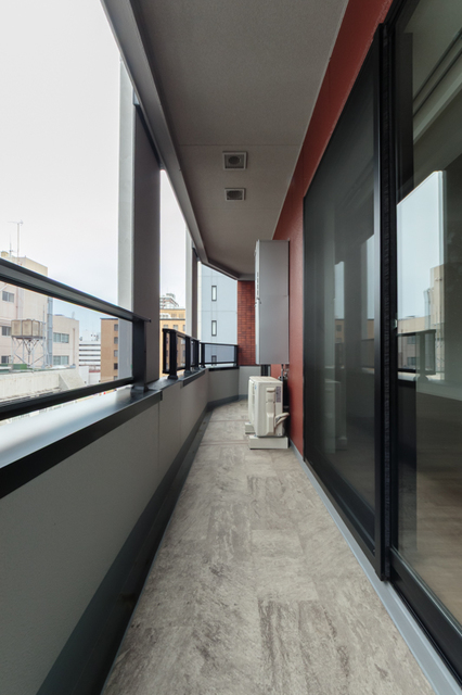 13/21 バルコニー